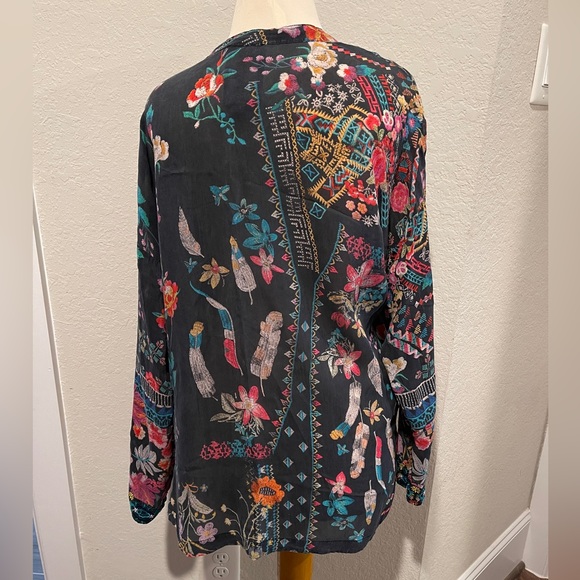 Johnny Was Ellamo Floral-Print Black Boxy Long Sleeve Top Cupra Rayon Small NWOT - Picture 6 of 8
